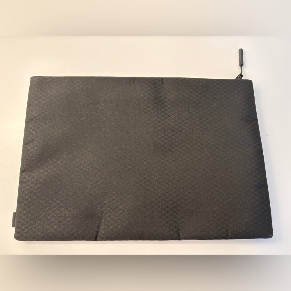 Incase Diamond Ripstop MacBook Sleeve - 13.3” Laptop Protection